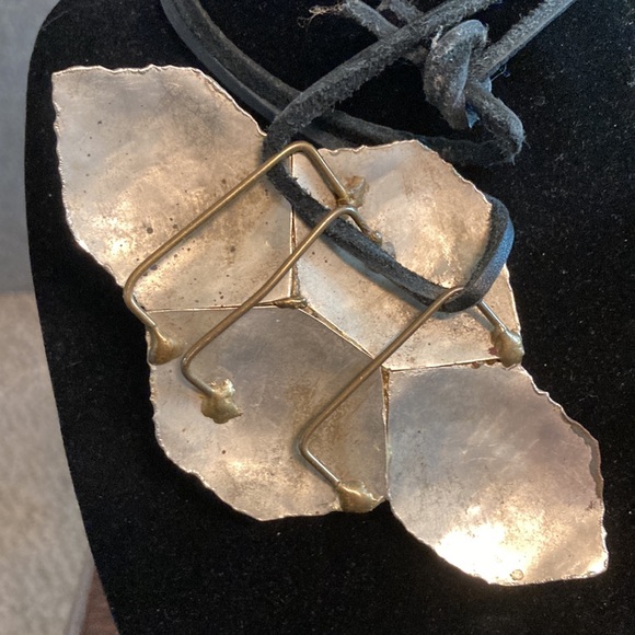 Hand made metal beaded pendant - Picture 4 of 6